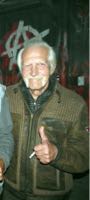 Любовь к тебе, родной отец,
Умрёт лишь вместе с нами.
И нашу боль, и нашу скорбь
Не выразить словами
