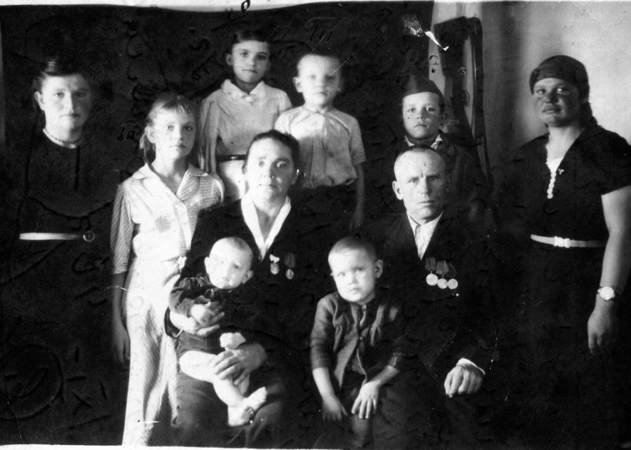 семья